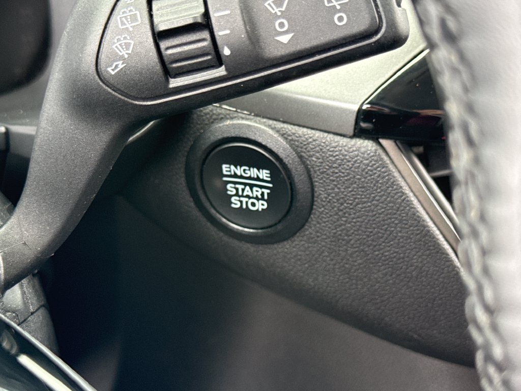 Used 2024 Ford Escape Active AWD/4WD image 39