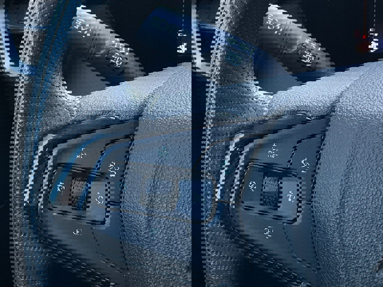 Used 2025 Chevrolet TrailBlazer LT image 23