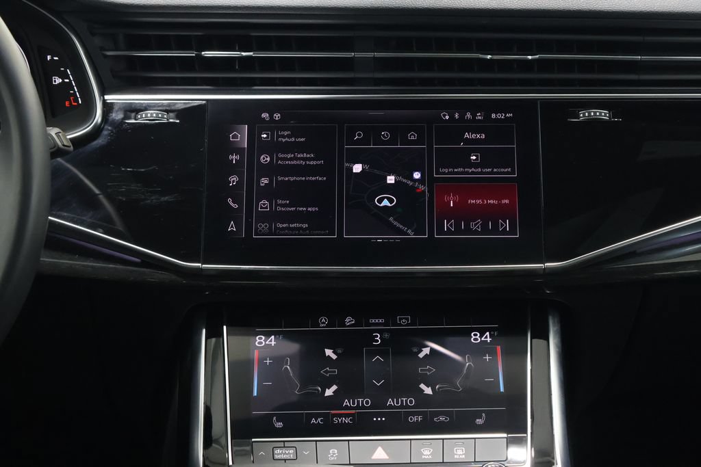 Used 2025 Audi Q7 3.0T Premium w/ Convenience Package AWD/4WD image 19