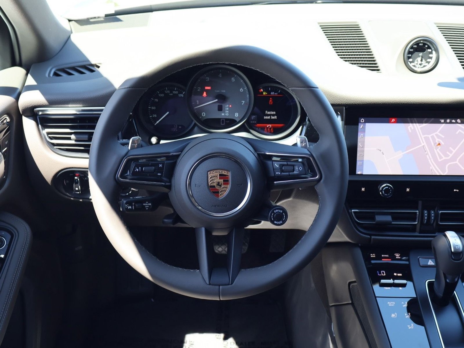 New 2026 Porsche Macan S AWD/4WD image 15