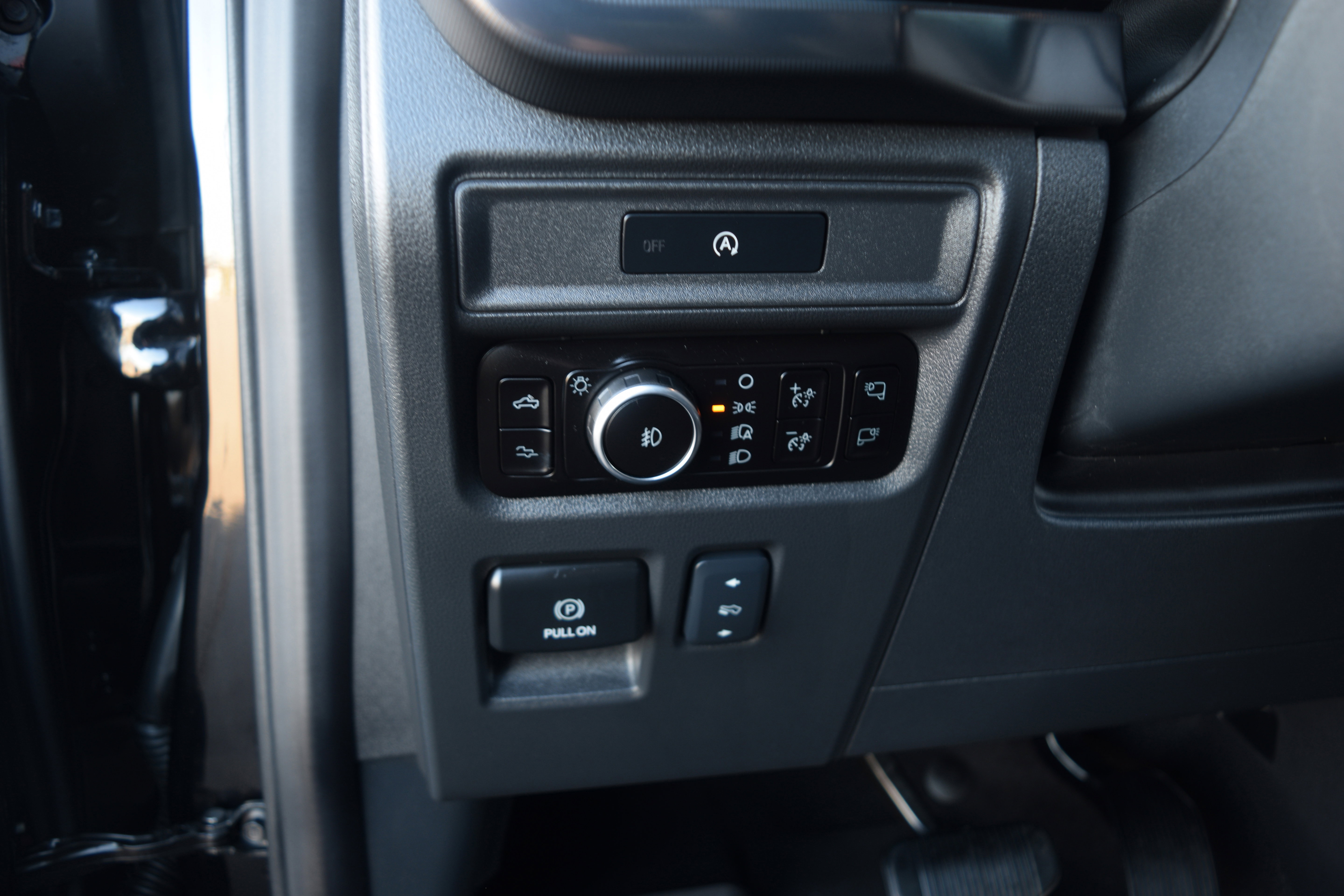 Used 2025 Ford F150 Raptor image 7