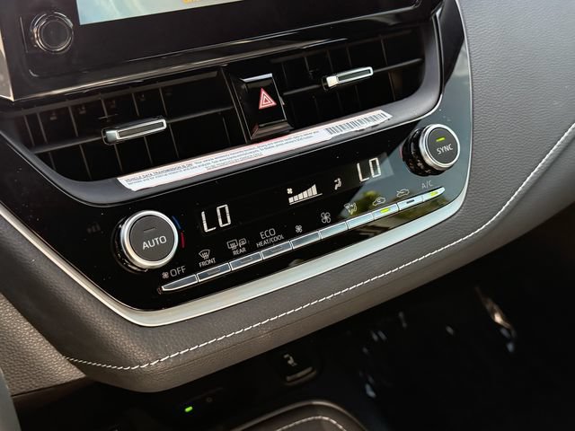 Used 2025 Toyota Corolla XSE FWD image 23