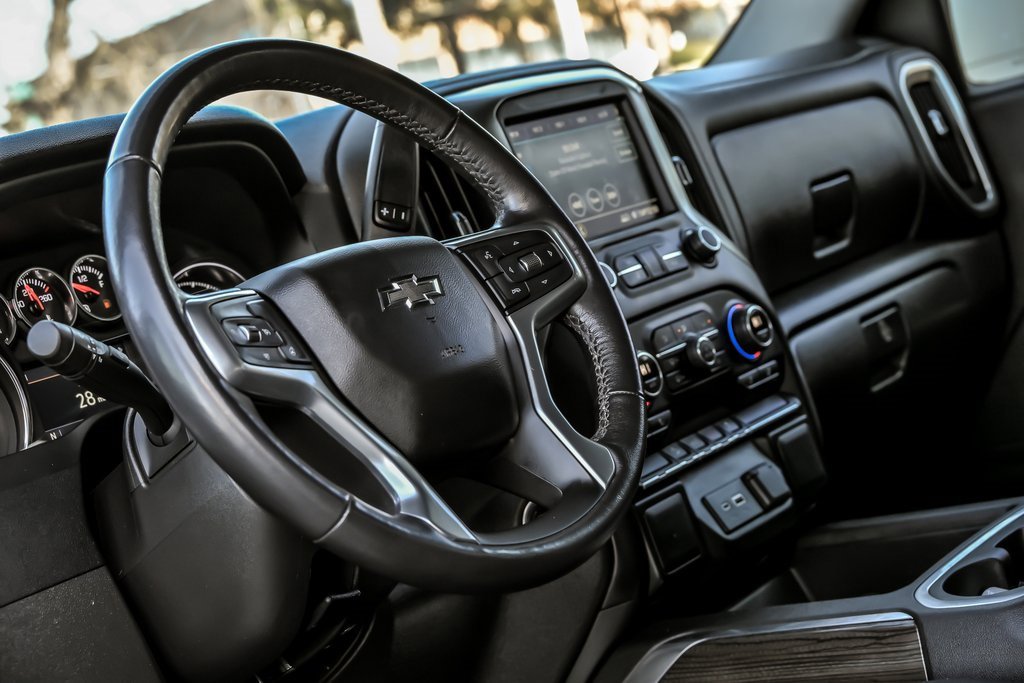 Used 2022 Chevrolet Silverado 1500 LT Trail Boss w/ Bed Protection Package image 18