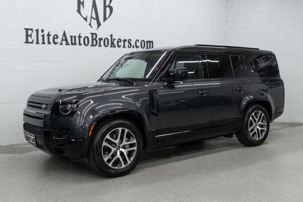 Used 2023 Land Rover Defender 130 X-Dynamic SE AWD/4WD image 57