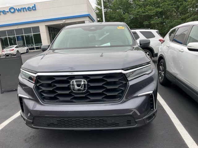 Used 2023 Honda Pilot LX image 13