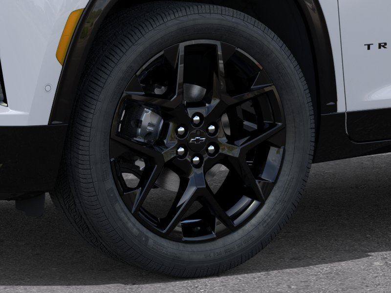 New 2026 Chevrolet Traverse RS w/ LPO, Floor Liner Package AWD/4WD image 9