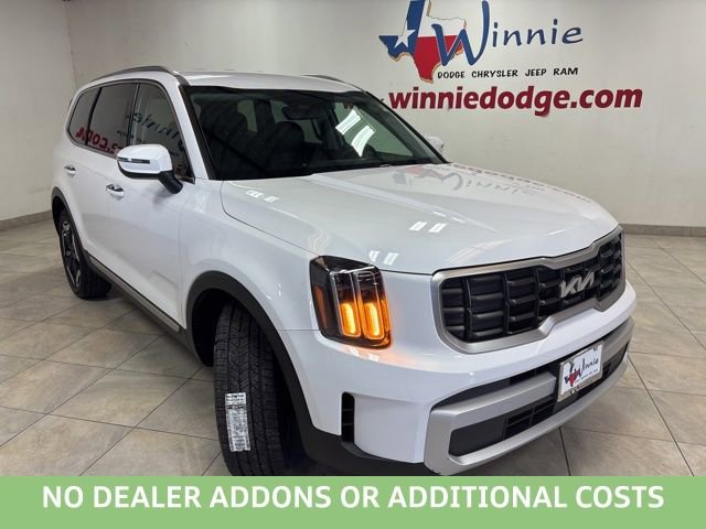 Used 2024 Kia Telluride S image 1