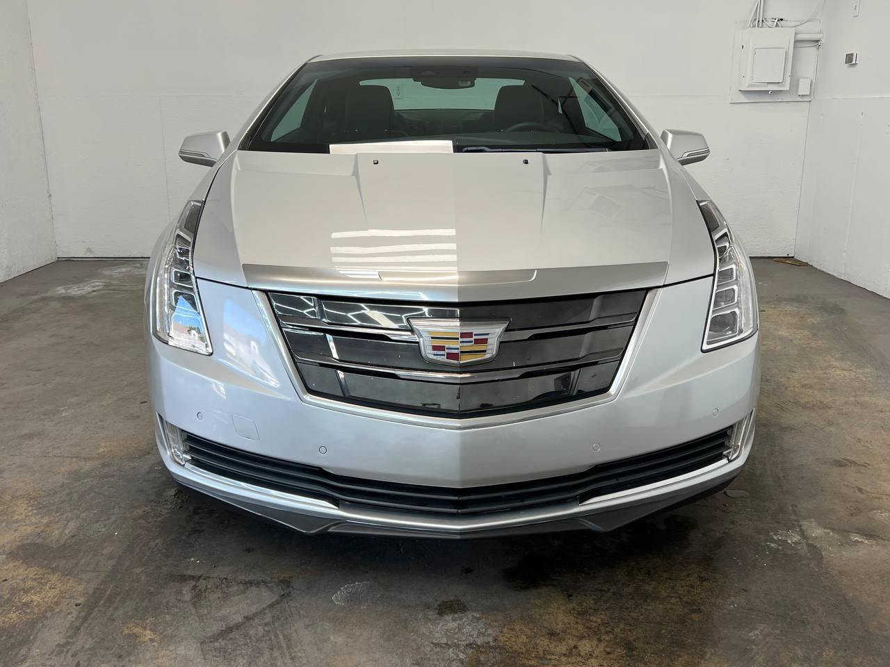Used 2016 Cadillac ELR FWD image 2
