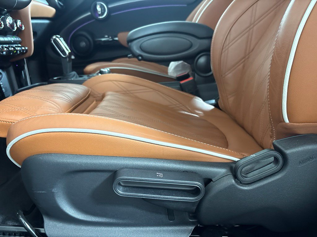 Certified 2024 MINI Cooper SE FWD image 27