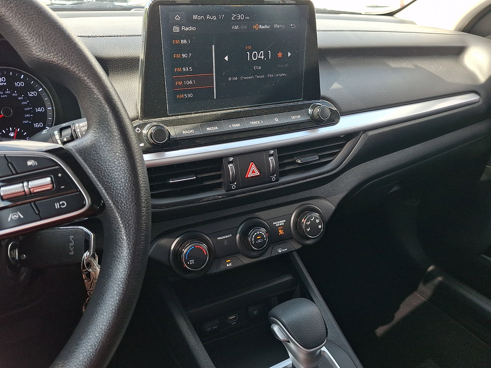 Certified 2024 Kia Forte LXS FWD image 18