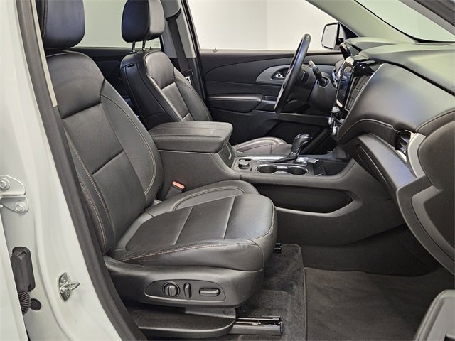Used 2020 Chevrolet Traverse RS image 15