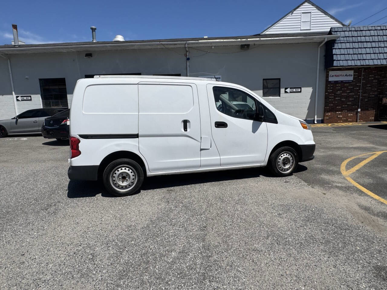 Used 2017 Chevrolet City Express LS image 9