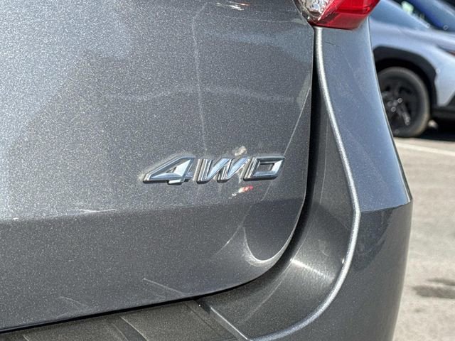 Used 2022 Ford Explorer XLT w/ Equipment Group 202A image 5