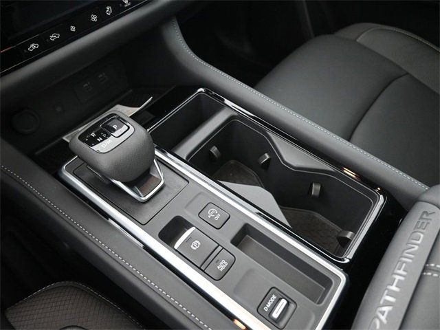 Used 2025 Nissan Pathfinder SL w/ SL Premium Package image 33