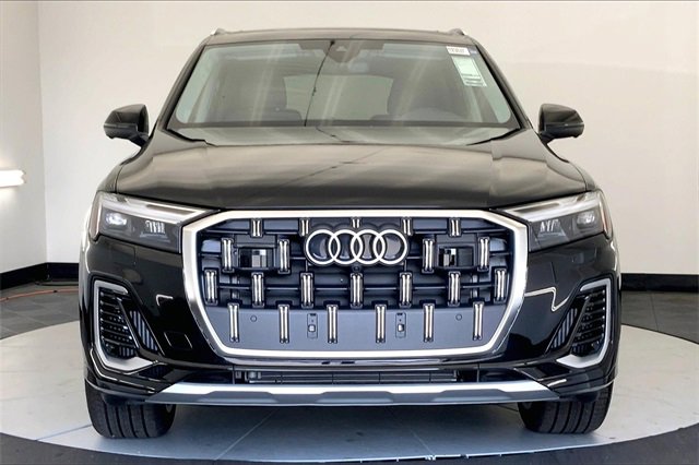 New 2025 Audi Q7 3.0T Premium Plus image 3