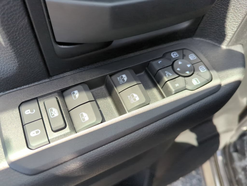 New 2026 RAM 2500 Warlock AWD/4WD image 18