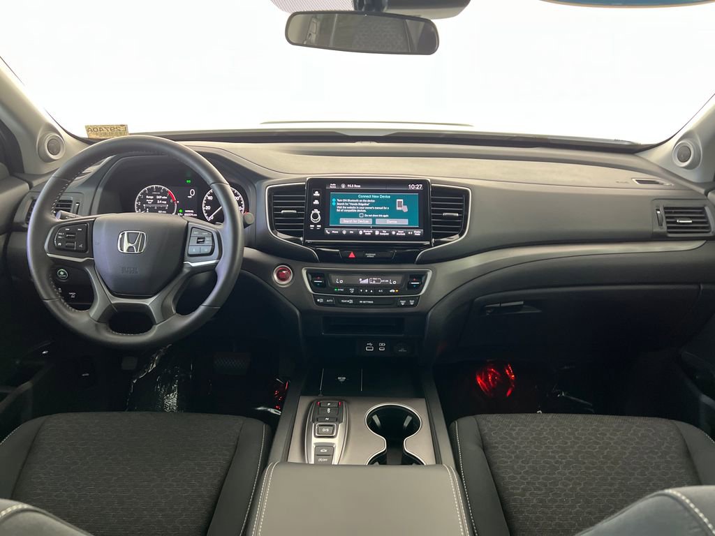 Used 2025 Honda Ridgeline Sport image 14