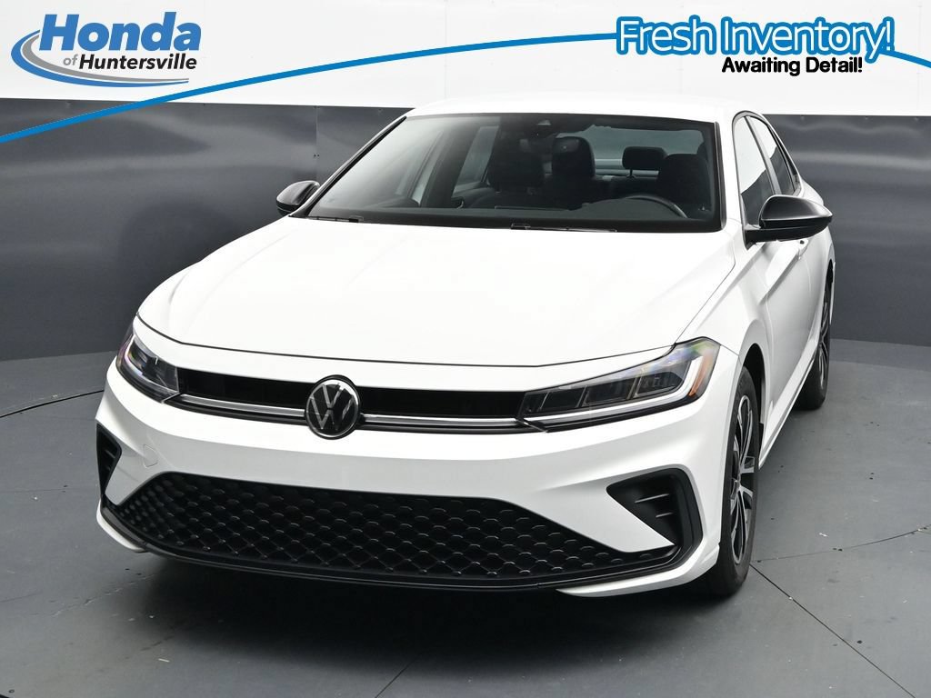 Used 2025 Volkswagen Jetta Sport FWD image 4