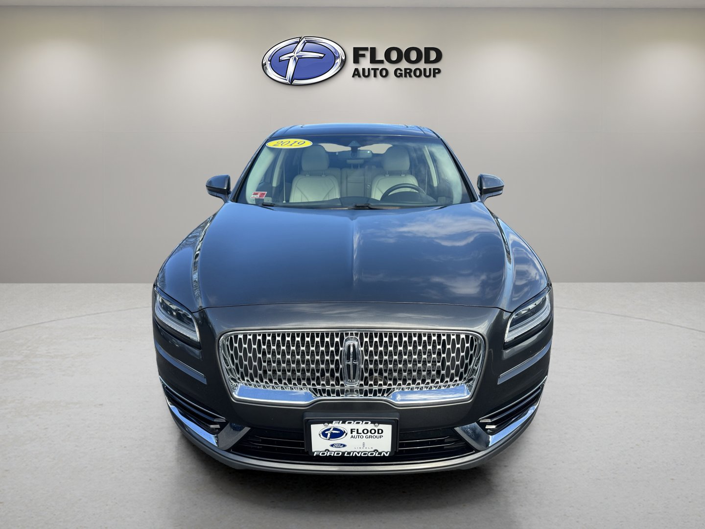 Used 2019 Lincoln Nautilus Select video 2