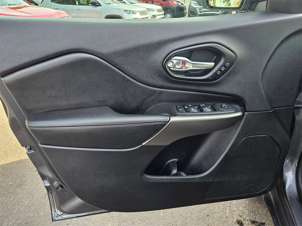 Certified 2022 Jeep Cherokee Limited image 11