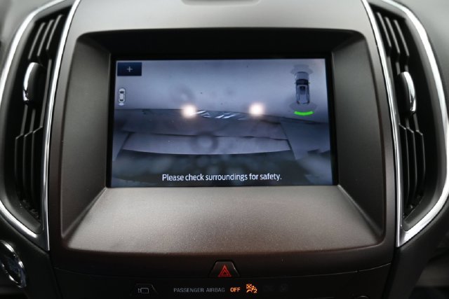 Used 2020 Ford Edge Titanium w/ Equipment Group 301A AWD/4WD image 22