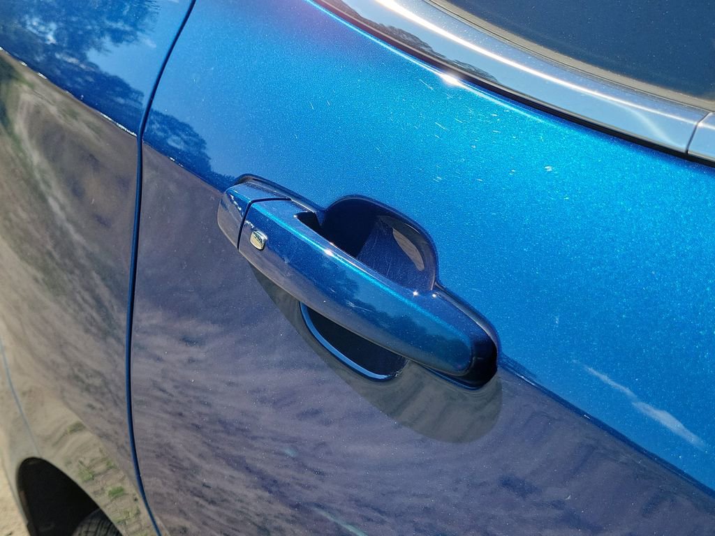 Used 2019 Chevrolet Equinox LT FWD image 14