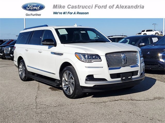 Used 2022 Lincoln Navigator L Reserve video 1