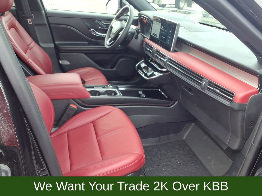 Used 2023 Lincoln Corsair Reserve w/ Equipment Group 202A image 19