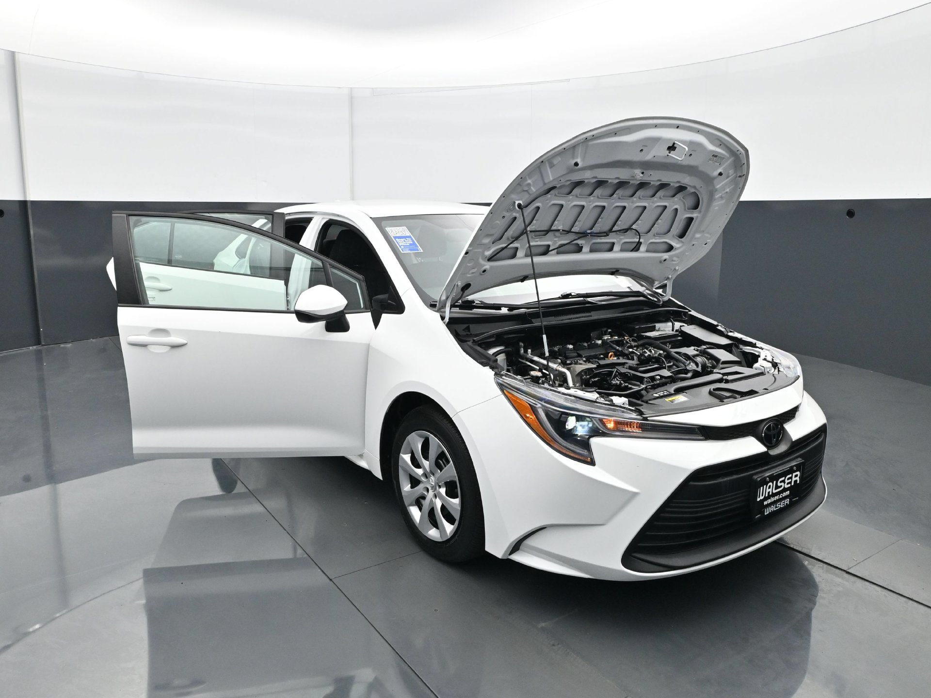 Used 2024 Toyota Corolla LE FWD image 36