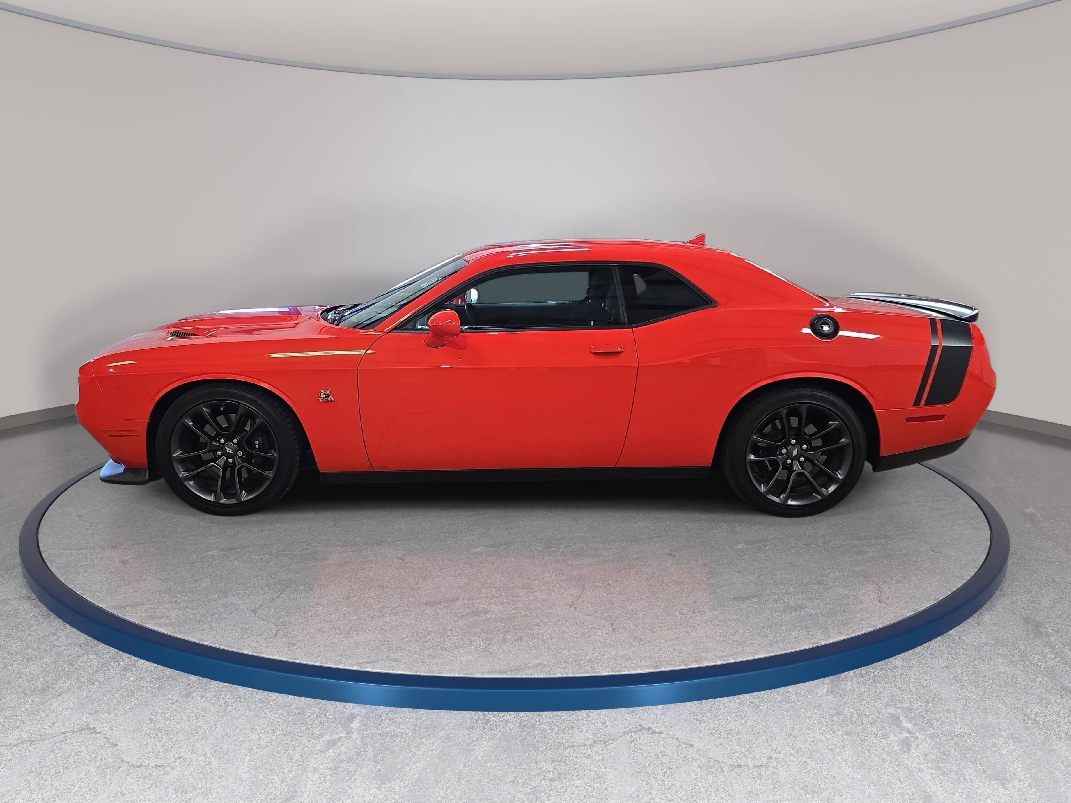 Used 2021 Dodge Challenger R/T Scat Pack w/ Scat Pack Stripe RWD image 9