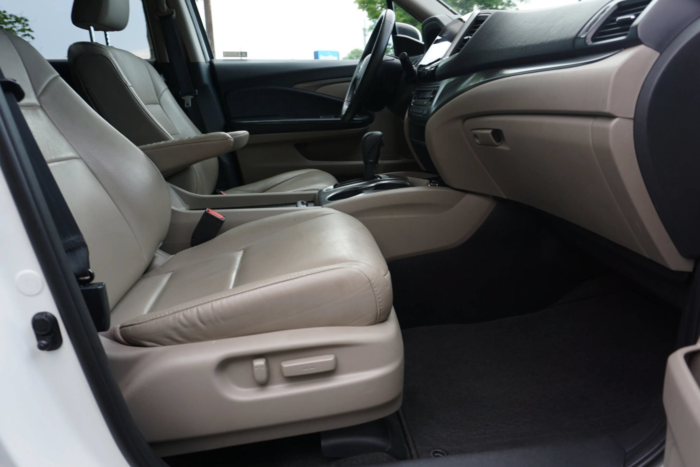 Used 2018 Honda Pilot EX-L image 17