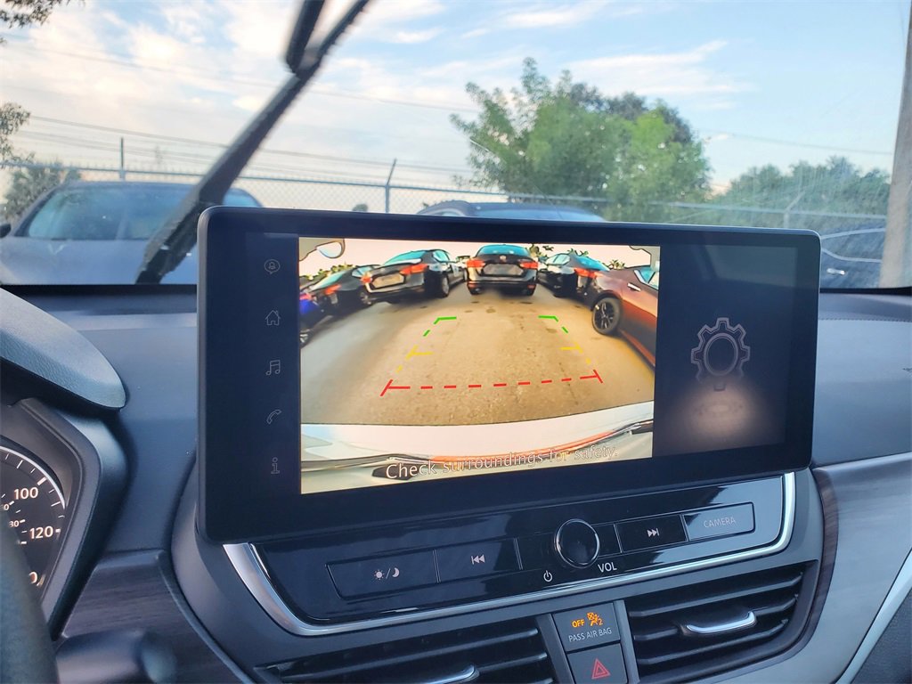 New 2025 Nissan Altima 2.5 SV w/ SV Premium Package image 11