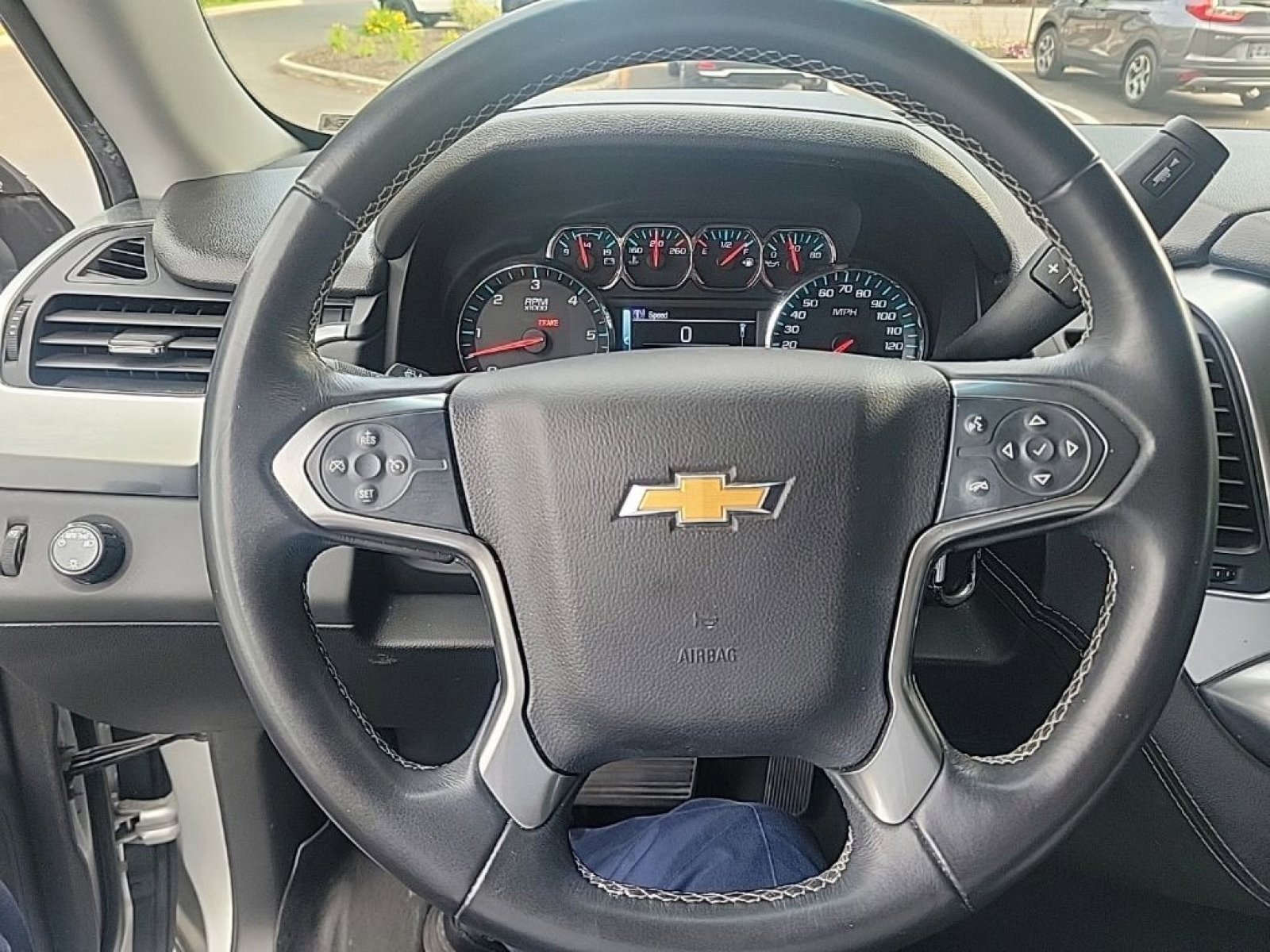 Used 2017 Chevrolet Suburban LS RWD image 20