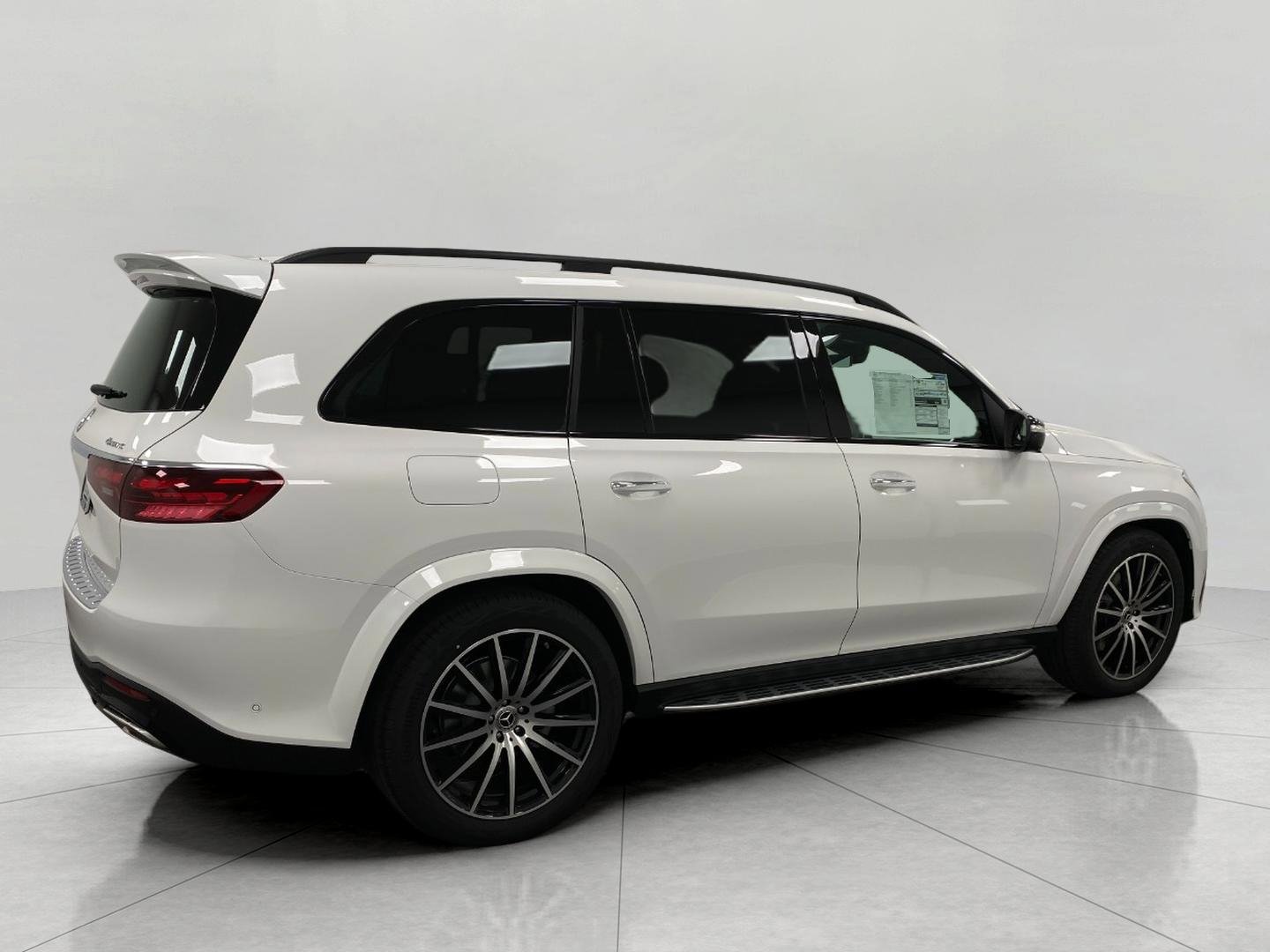 New 2026 Mercedes-Benz GLS 580 4MATIC image 2