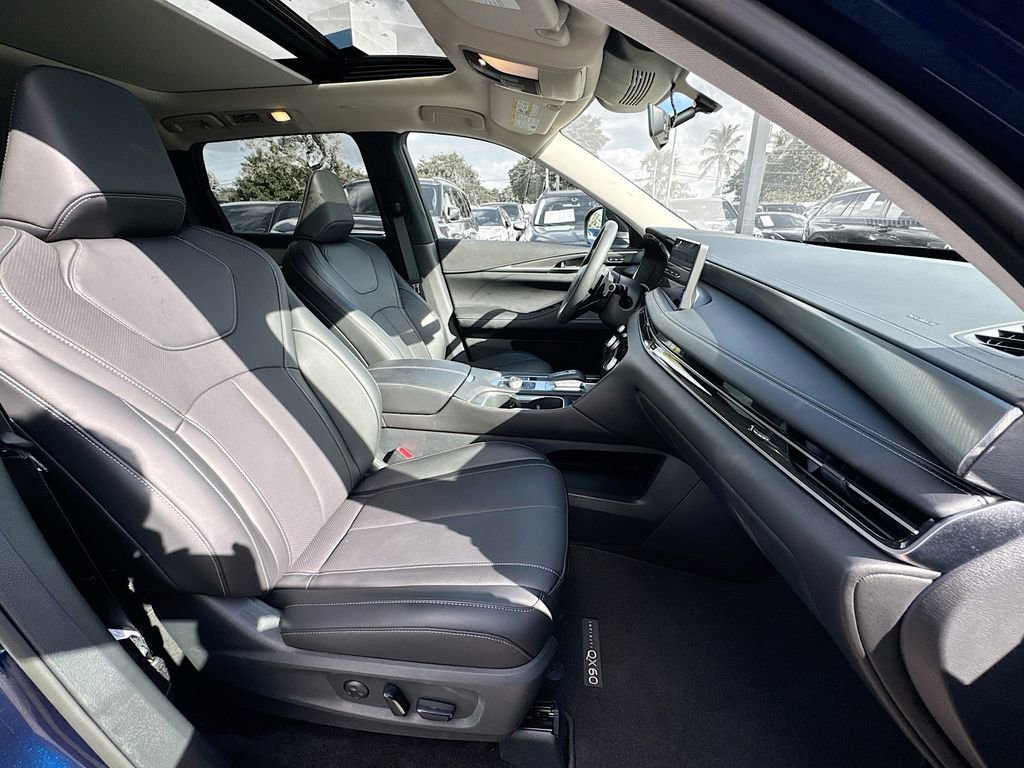 Certified 2026 INFINITI QX60 Pure w/ Cargo Package image 32