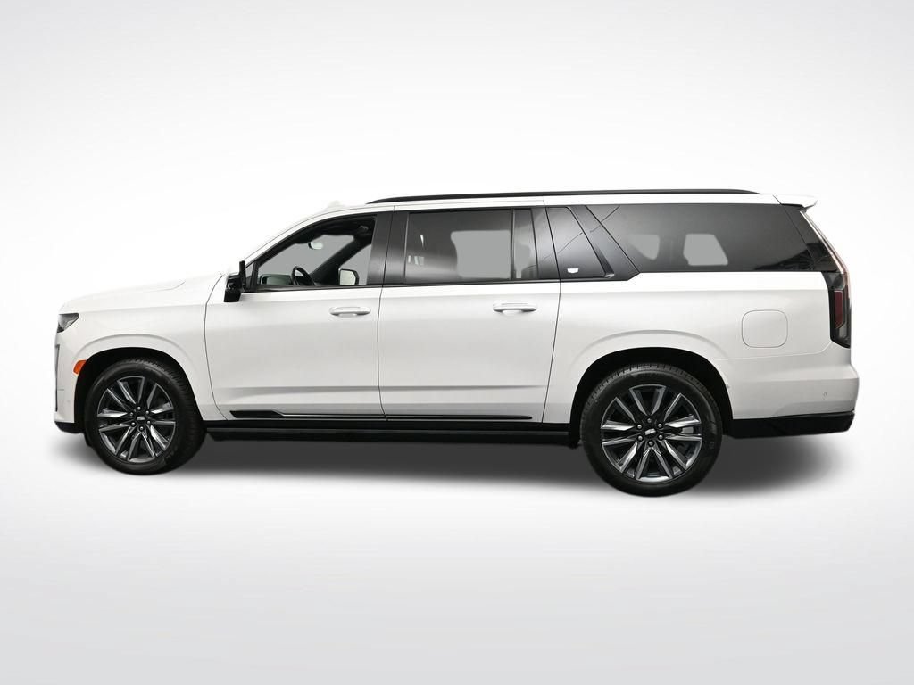 Certified 2022 Cadillac Escalade ESV Sport w/ Touring Package AWD/4WD image 2