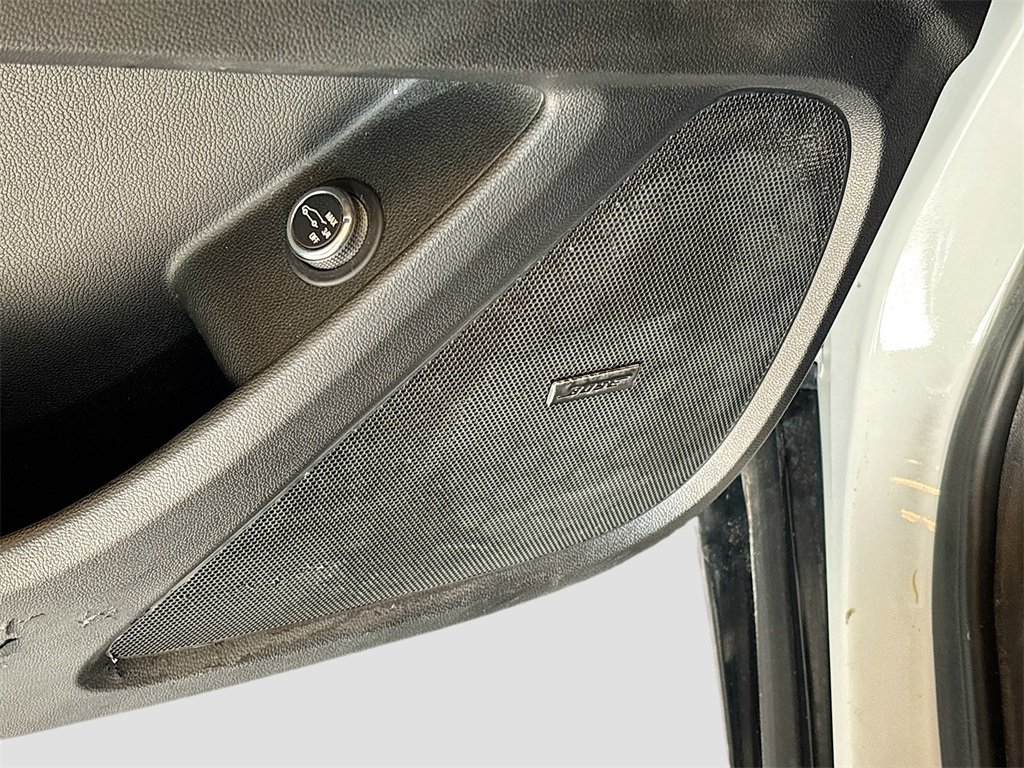 Used 2023 Chevrolet Traverse Premier w/ Redline Edition image 19