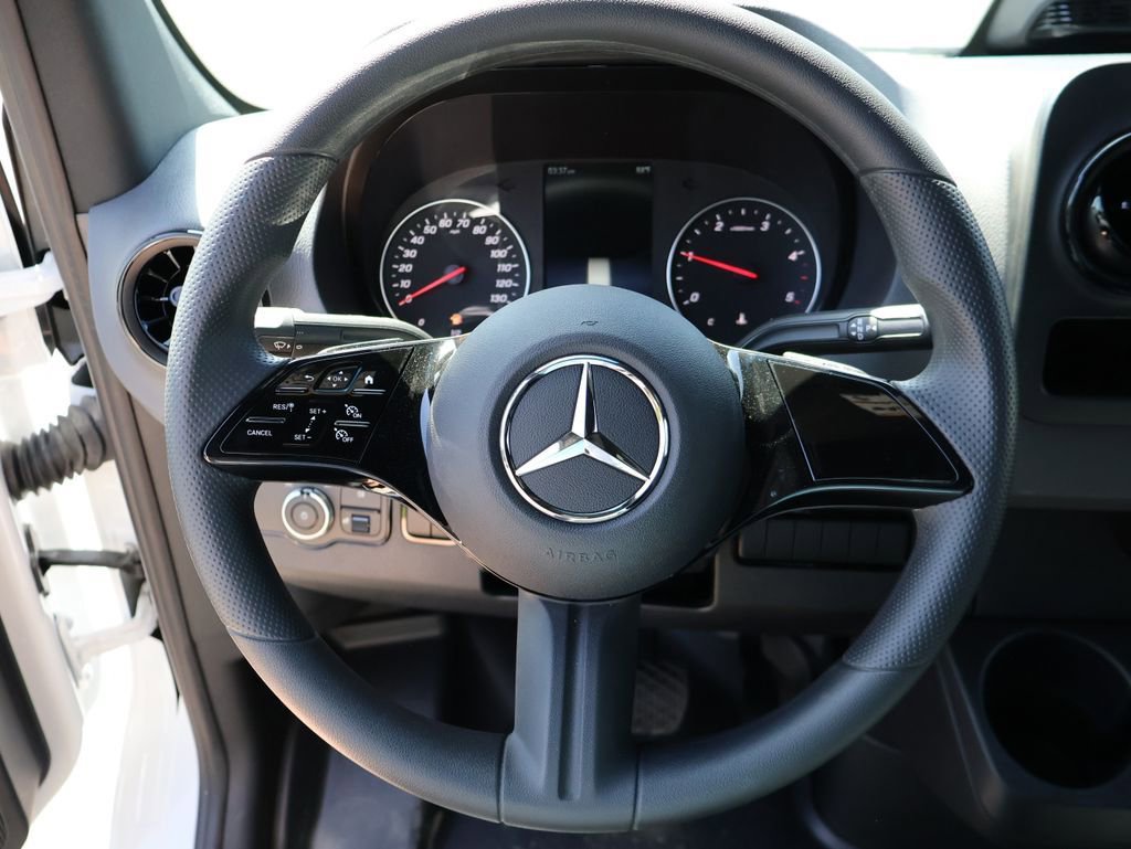 New 2025 Mercedes-Benz Sprinter 2500 image 33
