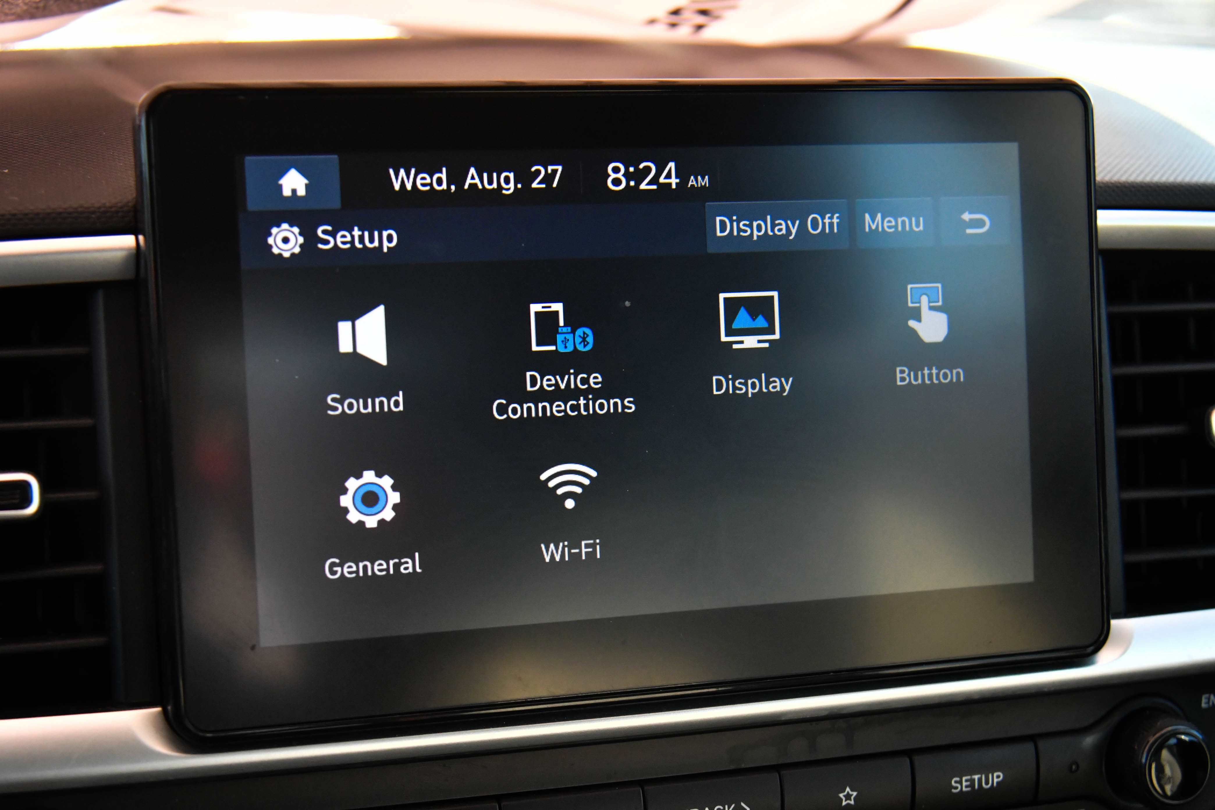 Used 2023 Hyundai Venue SEL w/ Cargo Package image 19