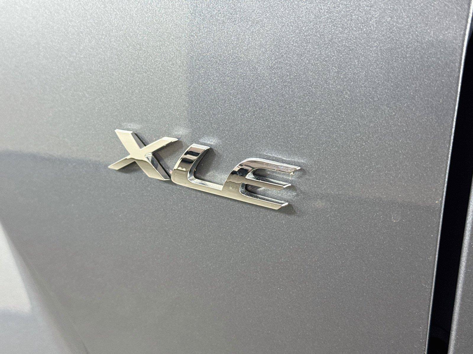 Certified 2026 Toyota Corolla Cross XLE FWD image 15