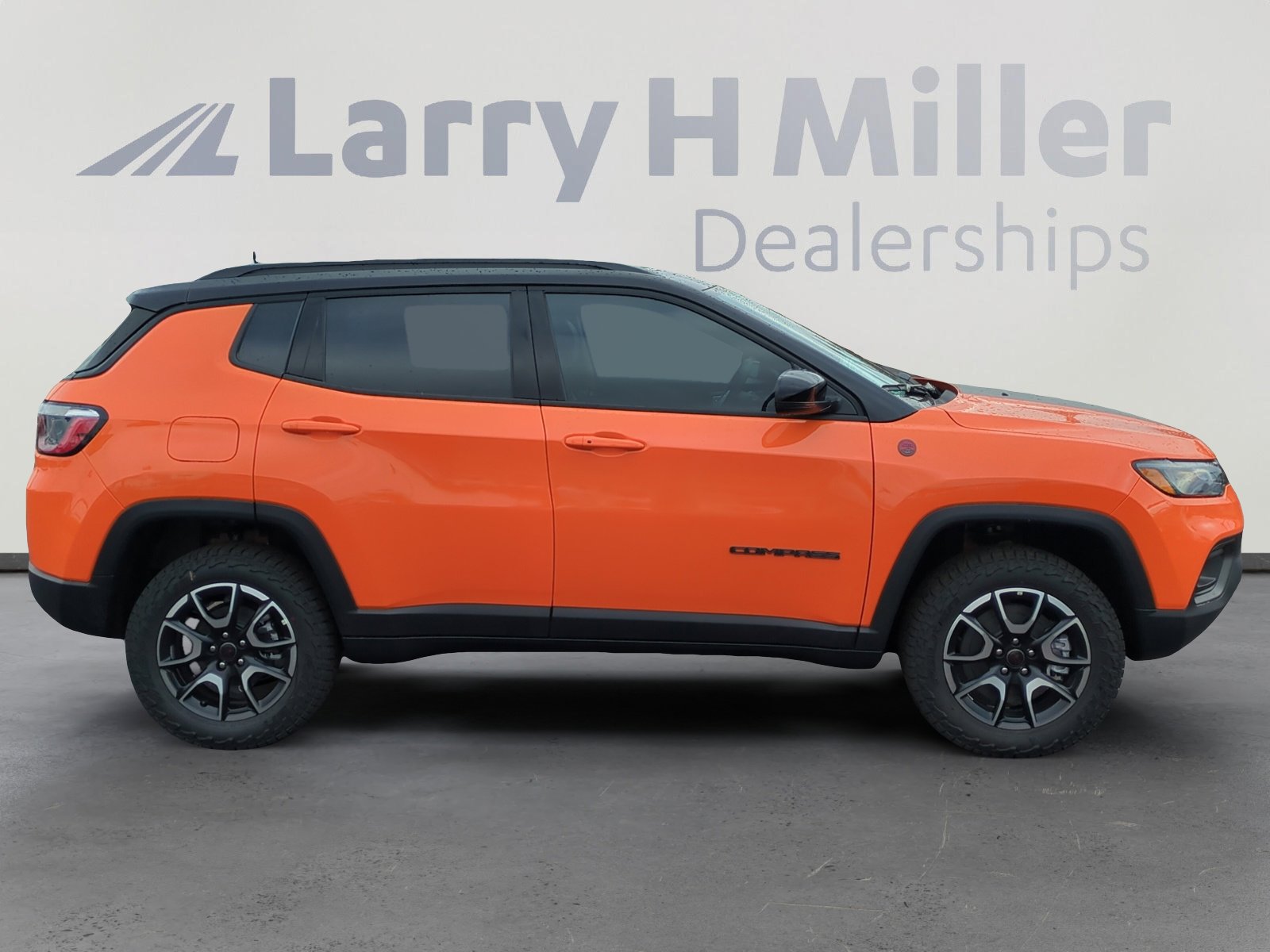 New 2026 Jeep Compass Trailhawk image 6