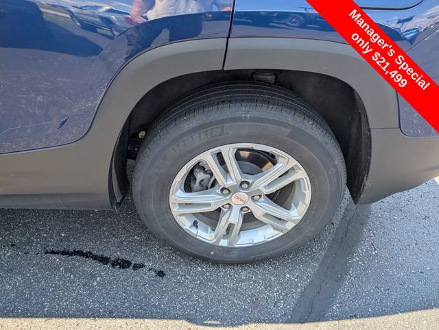 Used 2022 GMC Terrain SLE w/ Driver Convenience Package FWD image 23