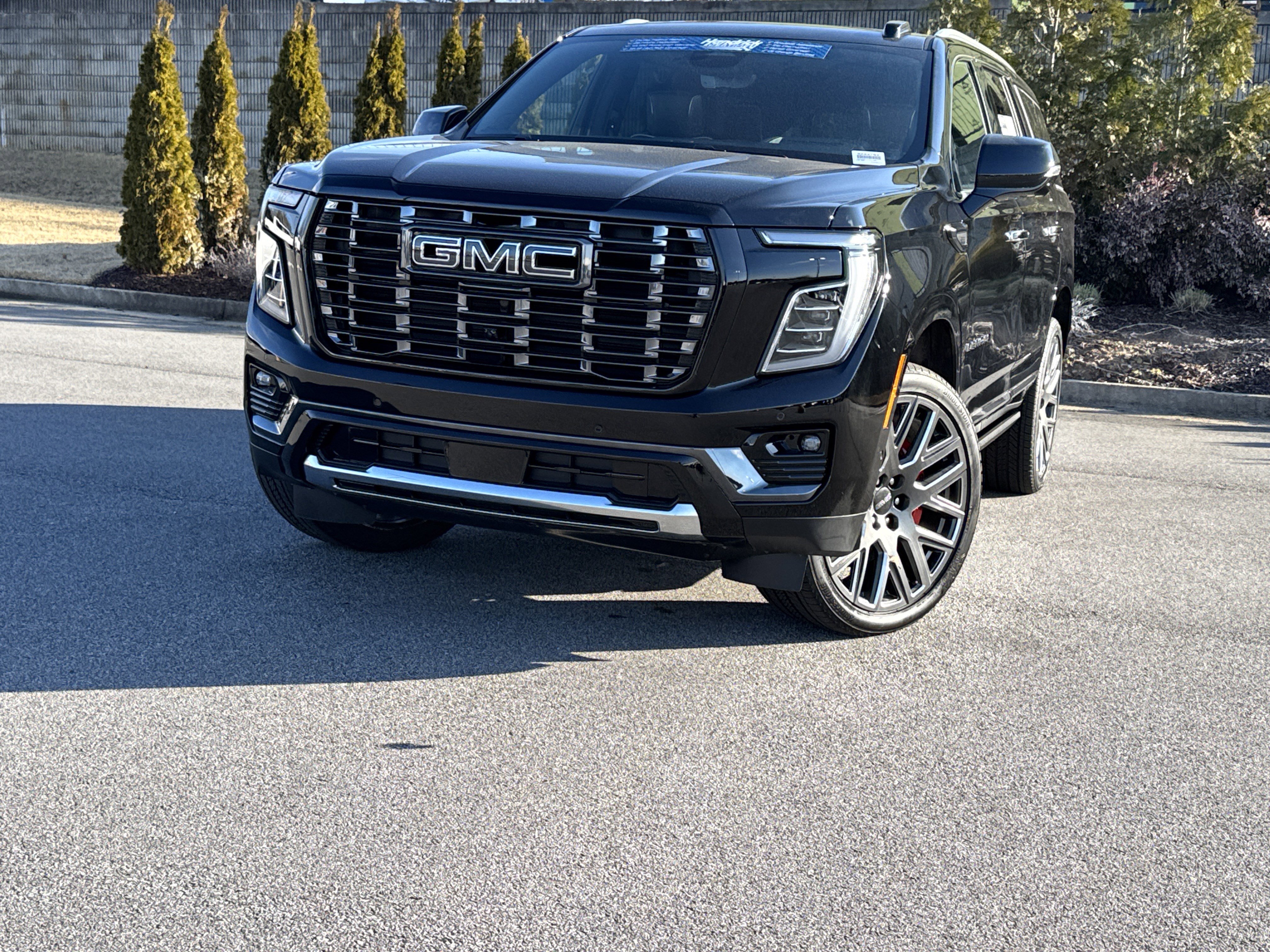 Used 2026 GMC Yukon Denali Ultimate w/ LPO, Floor Liner Package image 5