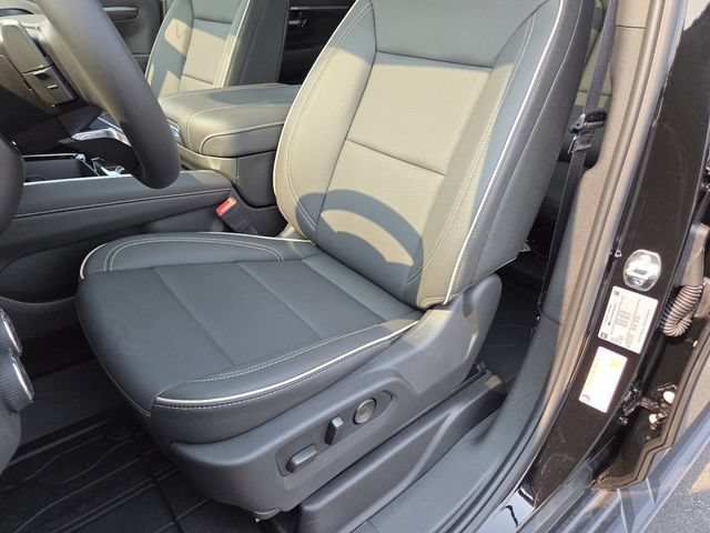 New 2026 Chevrolet Suburban Premier AWD/4WD image 28