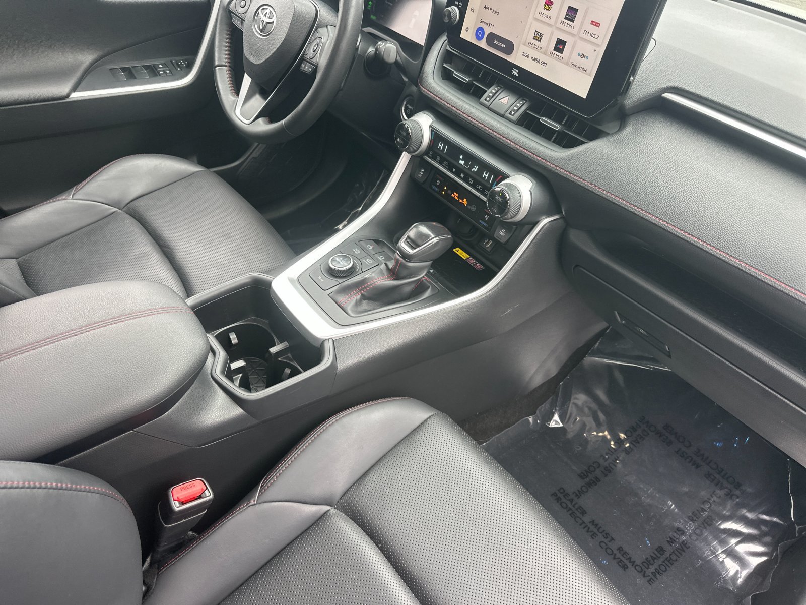 Used 2024 Toyota RAV4 XSE w/ Premium Package AWD/4WD image 15
