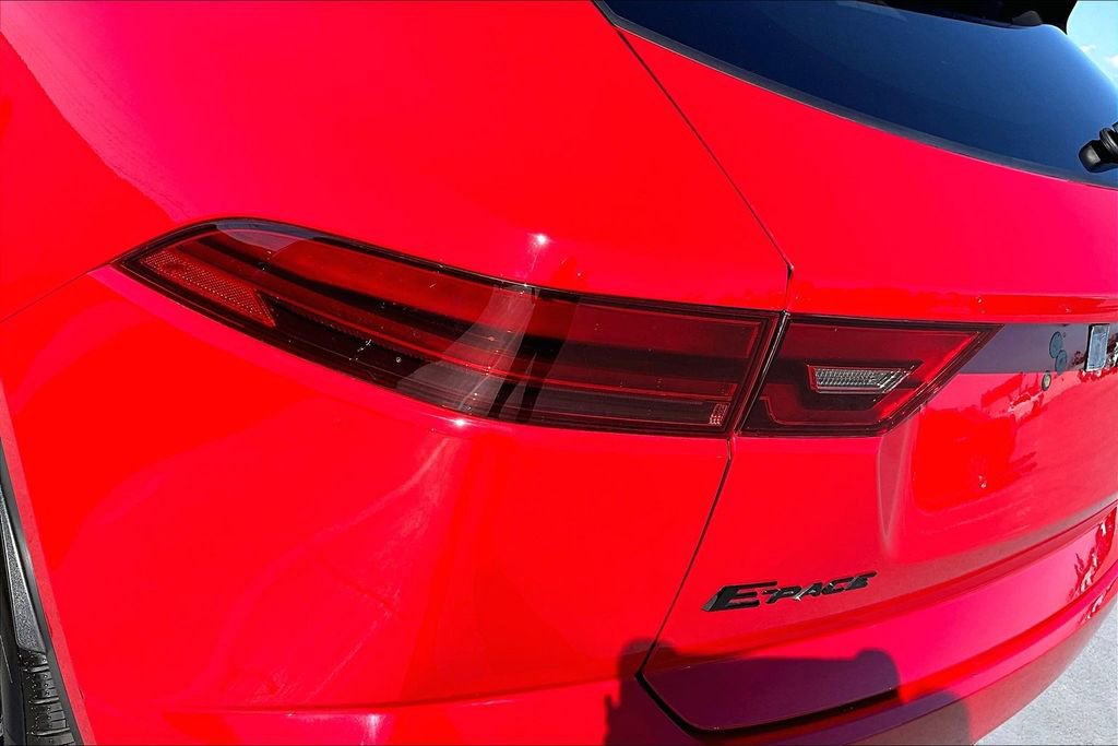 Used 2021 Jaguar E-PACE SE image 21
