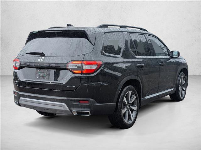 Used 2024 Honda Pilot Elite image 5