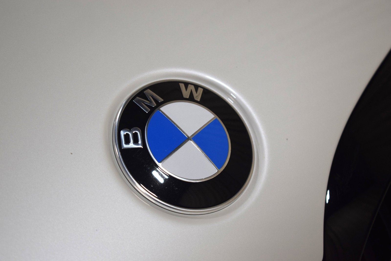 Used 2023 BMW X3 M40i image 3