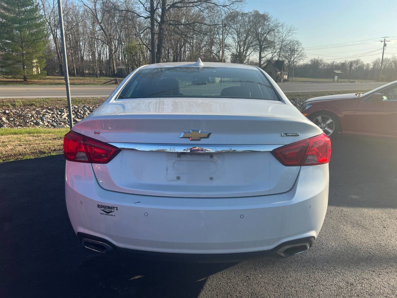 Used 2017 Chevrolet Impala Premier w/ Enhanced Convenience Package FWD image 4