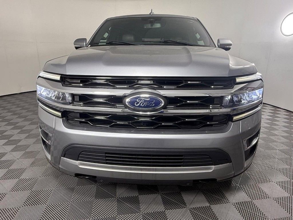 Used 2023 Ford Expedition Max Limited image 8